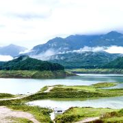 瓦屋山风景区