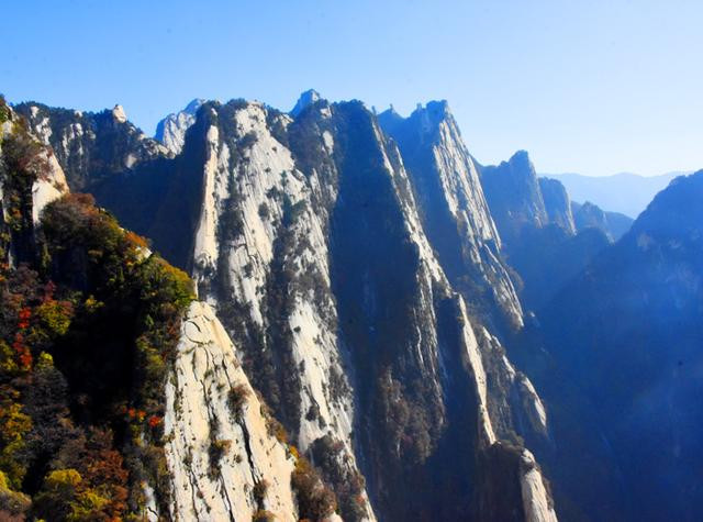 陕西旅游:华山从西峰到北峰(图)