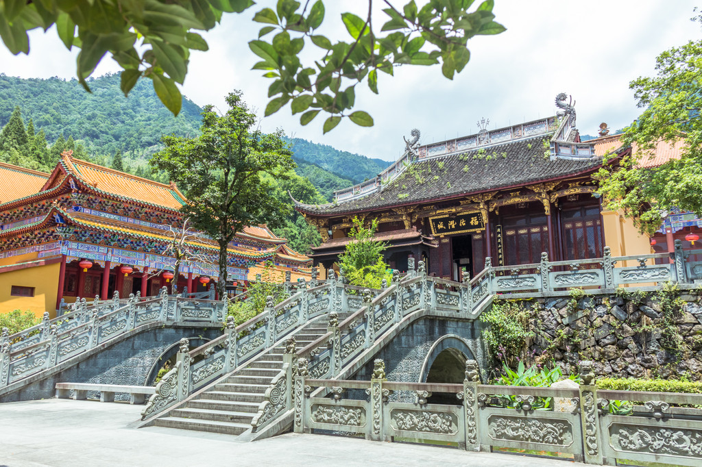 青山依旧在,天目最留情 ——魅力天目山,冰川纳凉节