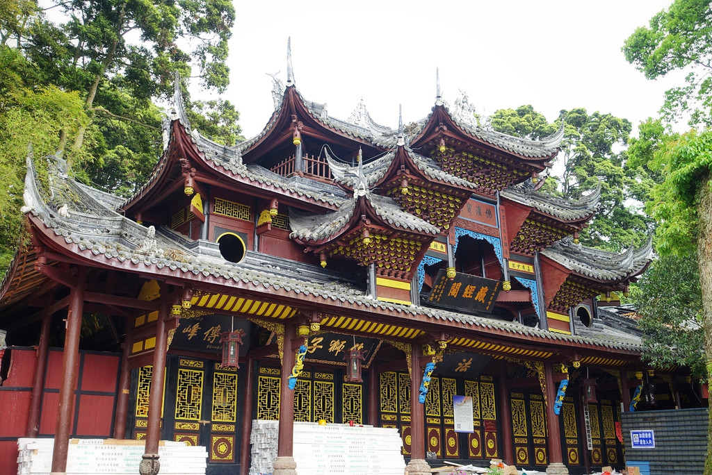 雅安荥经|龙苍沟鸽子花,云峰寺,砂器,博物馆,名小吃,南丝绸之路上的色