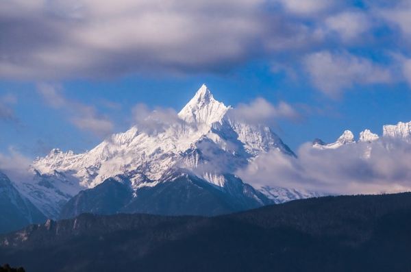 云南丨把他们放在遥远,听她唱歌,为他撑伞(大理&梅里雪山)