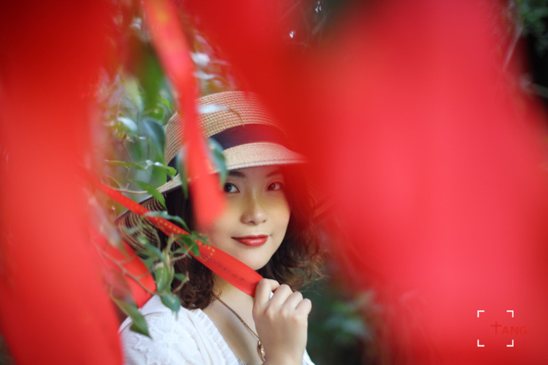 感谢面面给我拍的美美的照片!红红火火过大年咯!