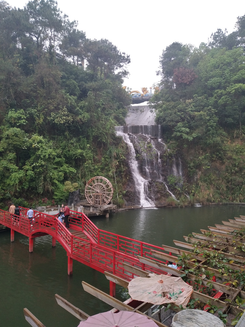 南宁旅游新圣地龙门水都