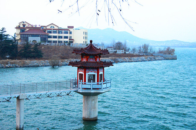 莱芜雪野湖风景区