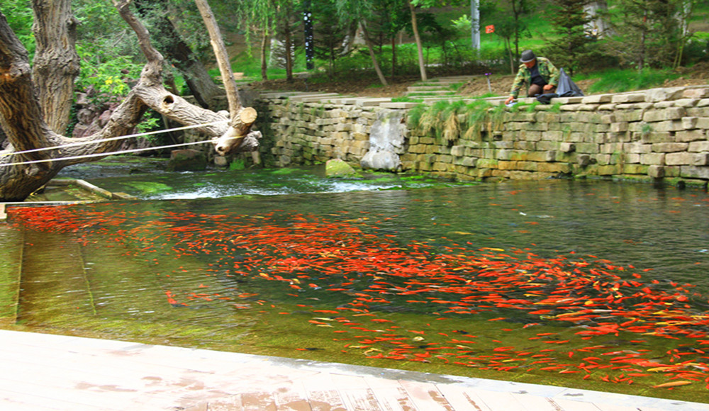 水磨沟风景区