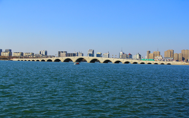 东昌湖风景名胜区:位于国家历史文化名城--聊城市西南,隶属东昌府区