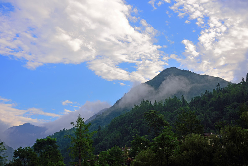 避暑胜地----西岭后山