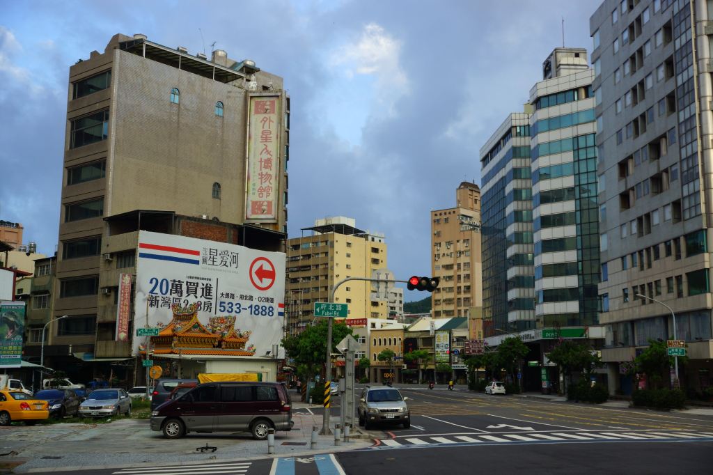 宝岛行之高雄街景,爱河(2)