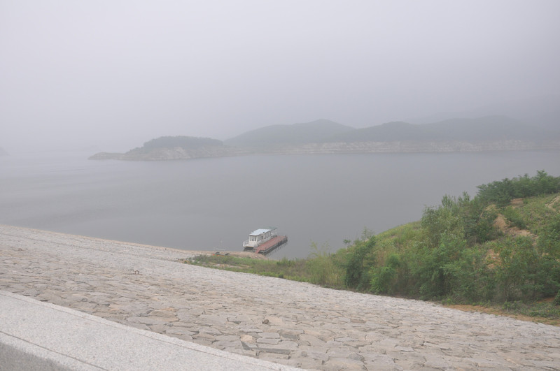 慢步碧流河畔,约会建设者