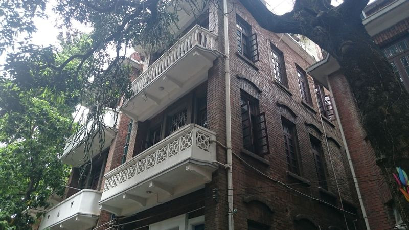 老广州建筑的大成之美,各种雄伟精美的砖房.