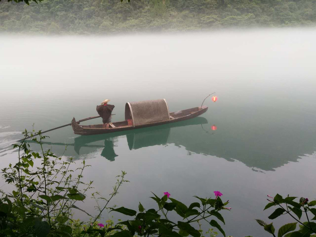 雾漫小东江,醉美东江湖