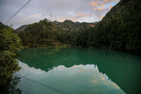 乐清旅游金秋欢乐颂,三天两晚上山闹海.
