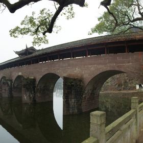 什么情况 曹聚仁故居是兰溪市梅江镇近外洋村 怎么跑到台州去了 过年