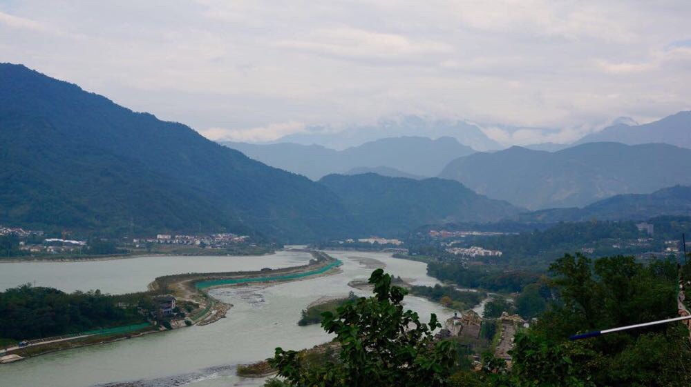 四川十日全景美食游(成都,九寨沟内2日,黄龙,峨眉乐山