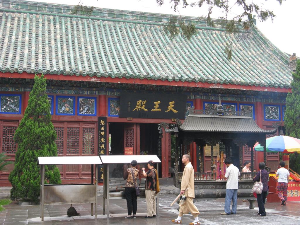 七朝都会,古城开封行之鲁智深倒拔垂杨柳的大相国寺