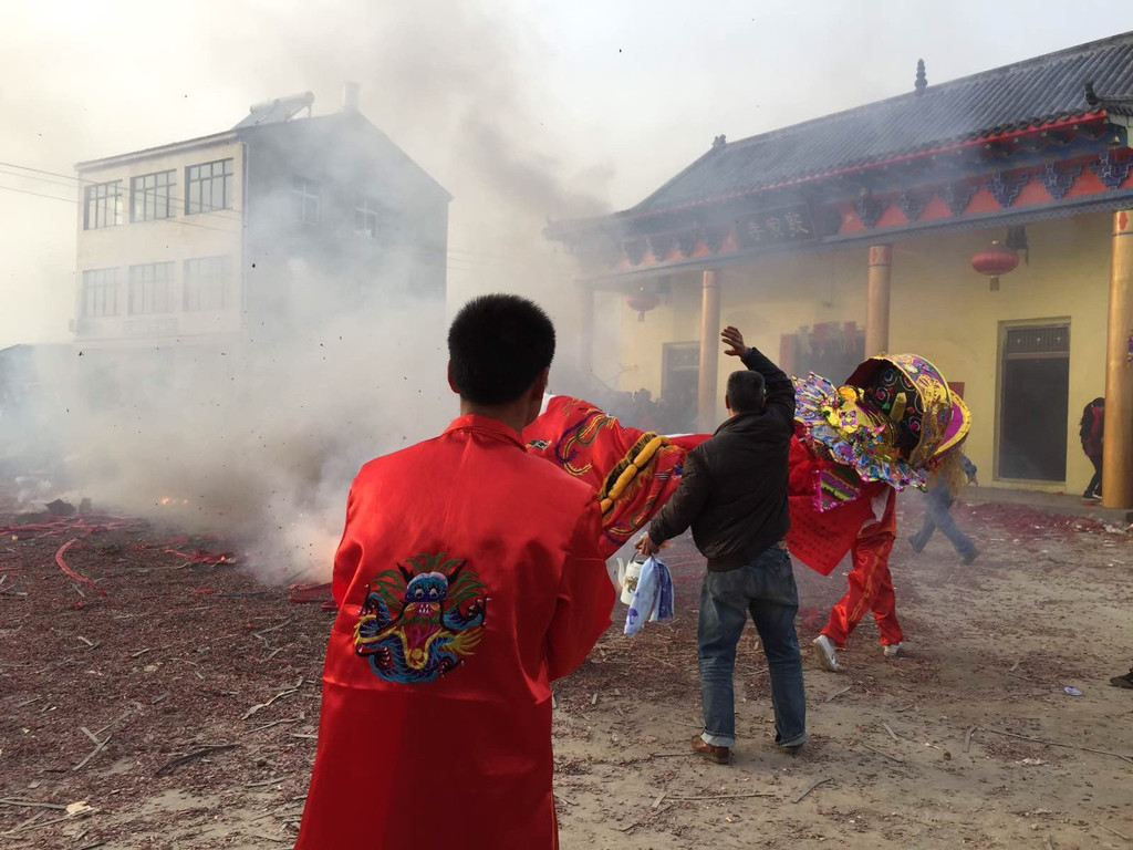 祁家湾玩灯正月十三