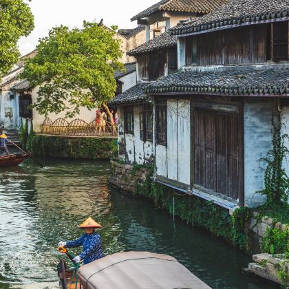 苏州周庄一日游【日夜双船(含摇橹船+游船票)无锡•苏州出发】 苏州周庄一日游【日夜双船(含摇橹船+游船票)无锡•苏州出发】
