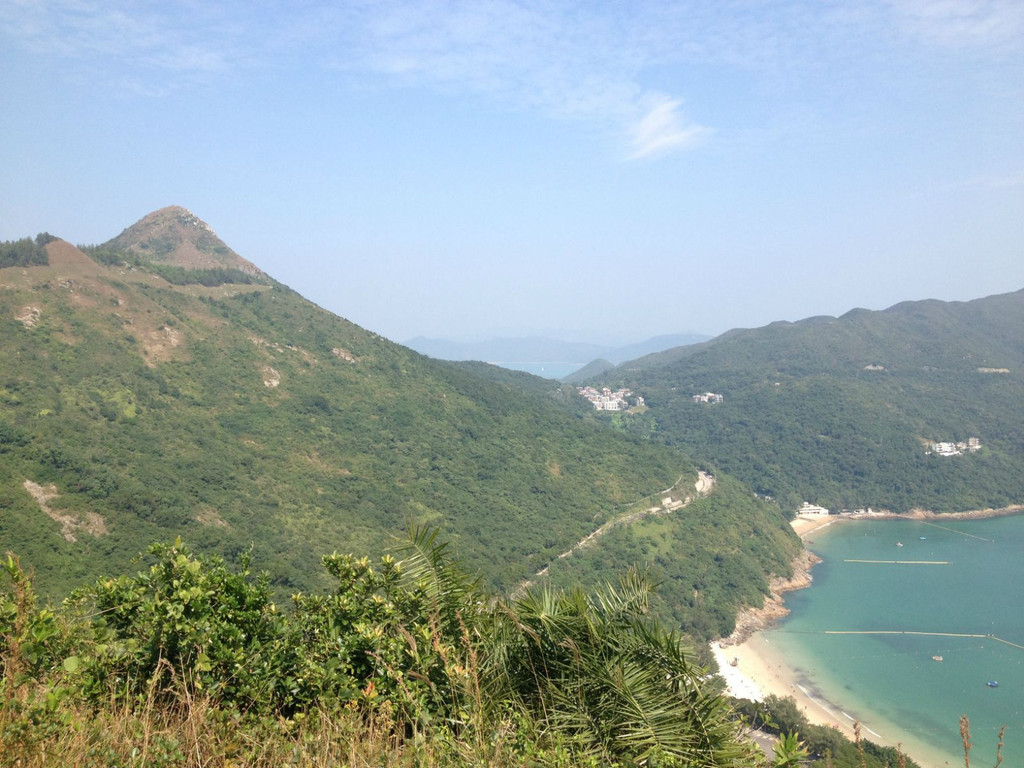 对面的尖山就是钓鱼翁
