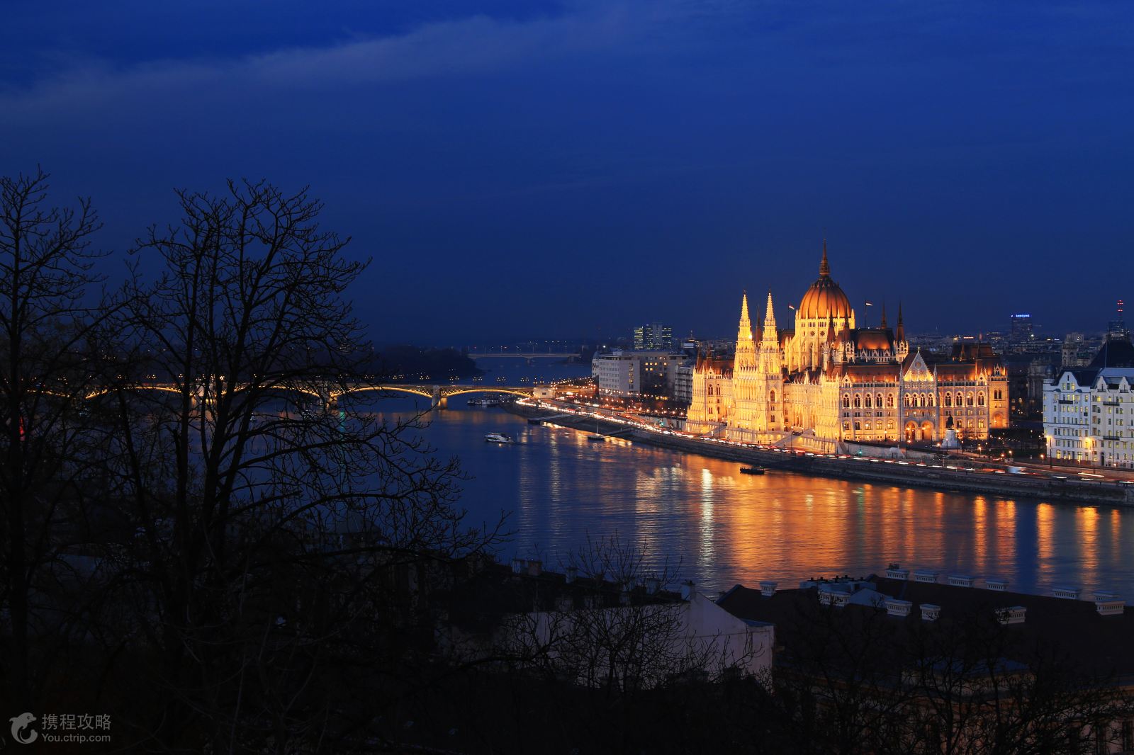 捷克+布拉格+奥地利哈尔施塔特+匈牙利布达佩