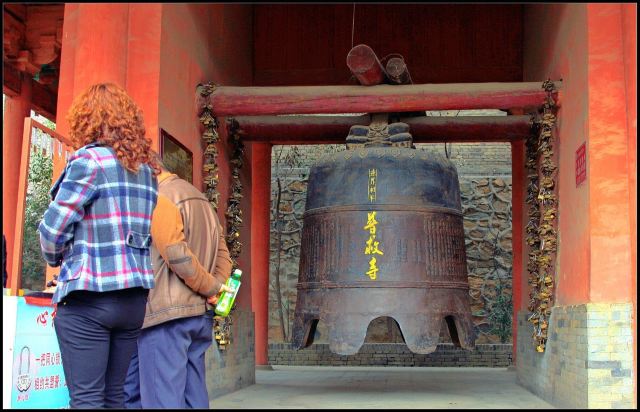 大钟楼,《西厢记》白马解围中的观阵台. 普救寺