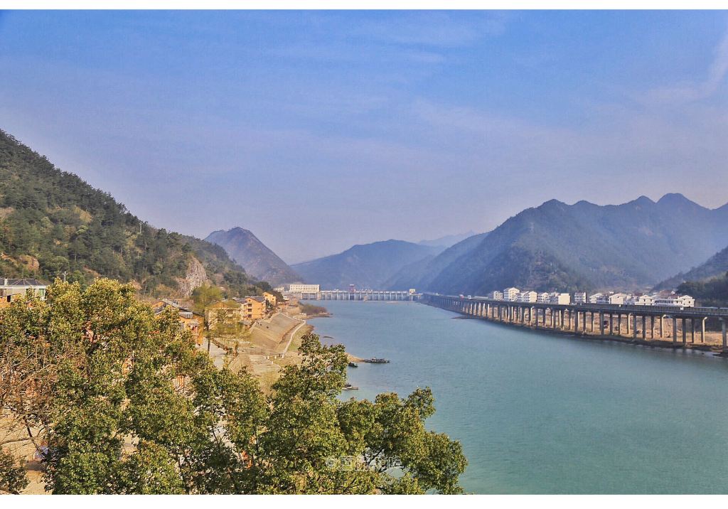 青田,九山半水半分田(逛侨乡,游山水,赏石雕,购洋货)