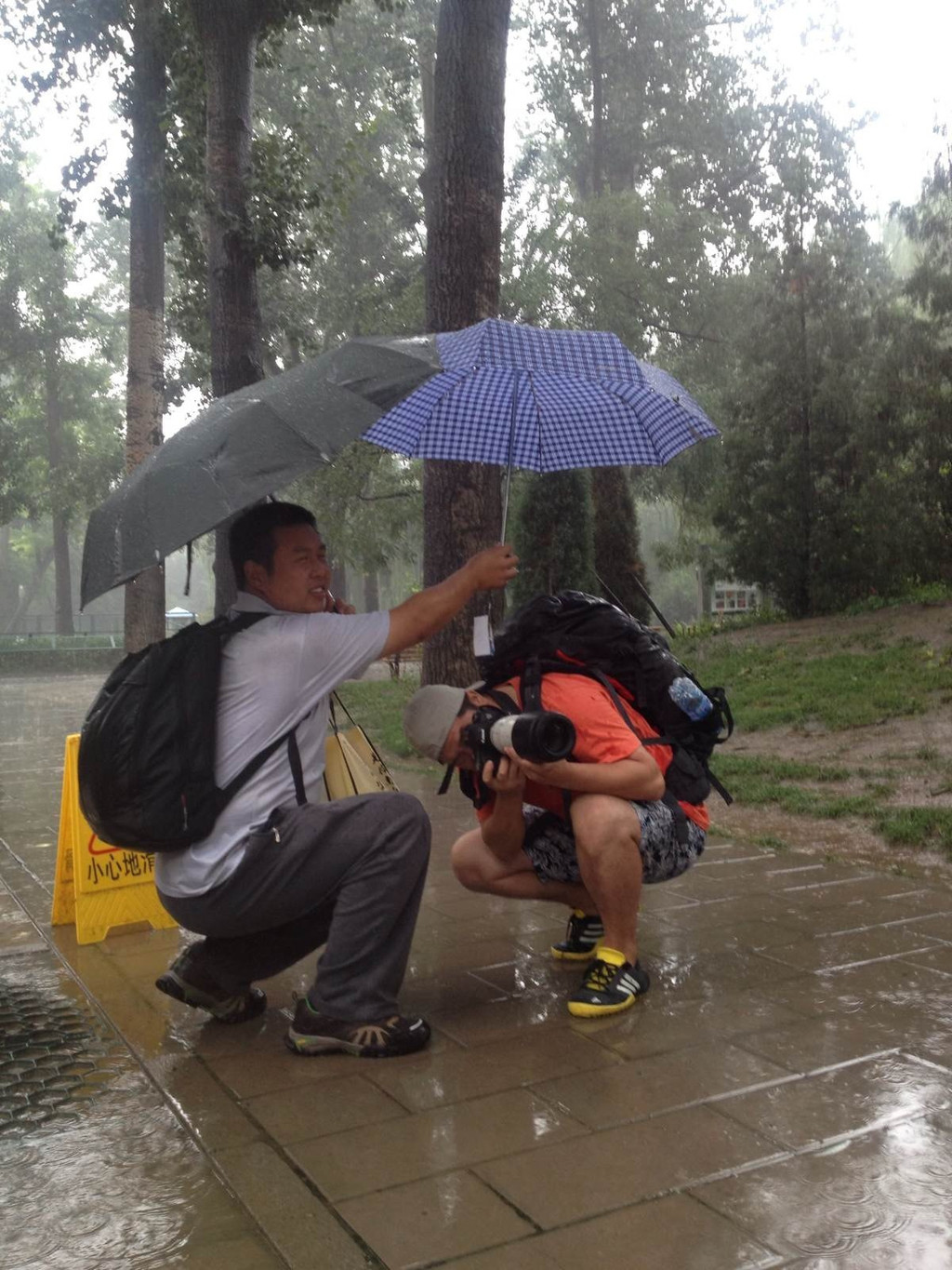 漫步在雨中