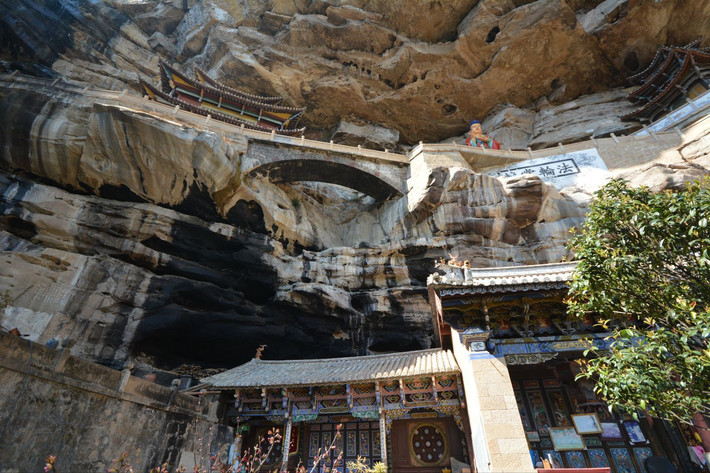                         宝相寺