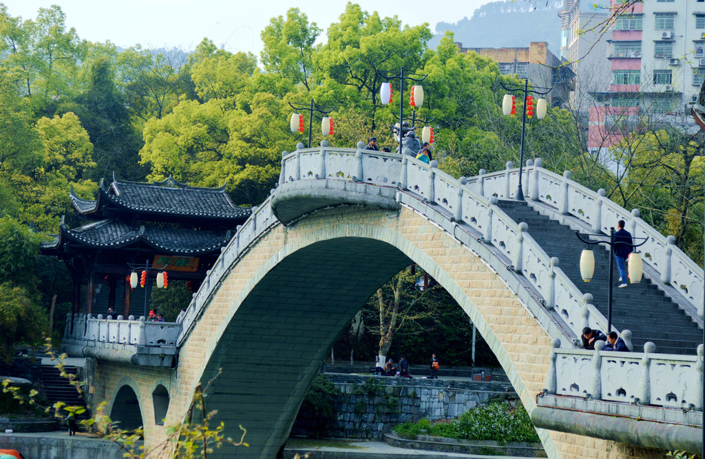 湖南,吉首旅游记.