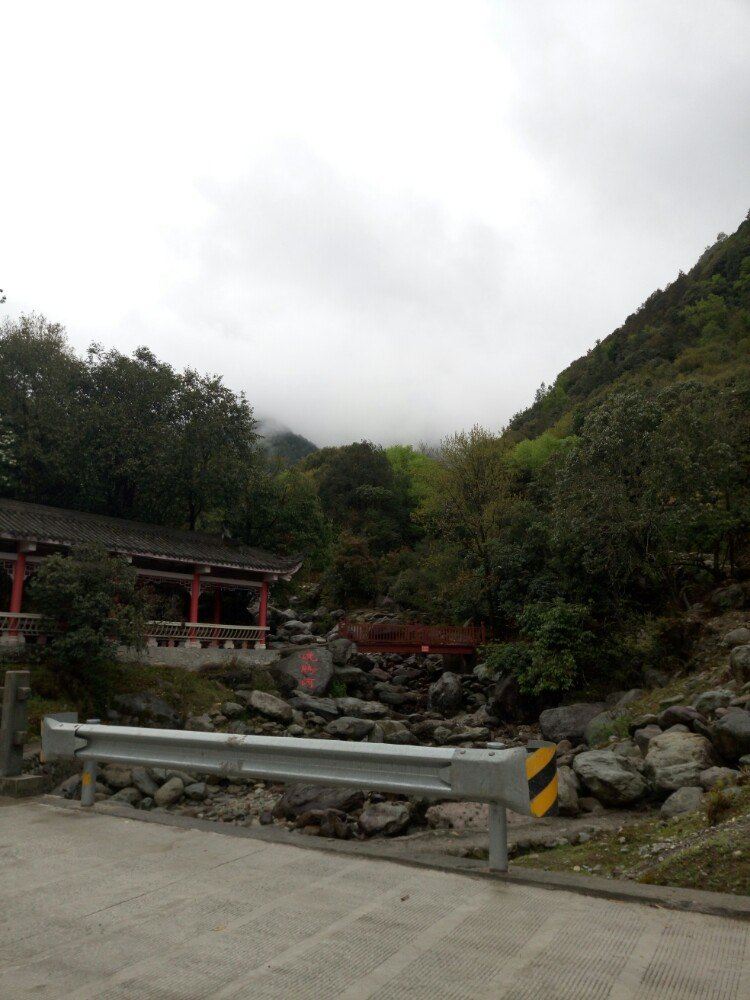 灵山寺一日游 冕宁游记攻略【携程攻略】