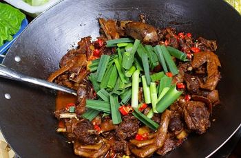 广州小丑鸭餐饮土锅(石井总店)电话\/地址\/菜系