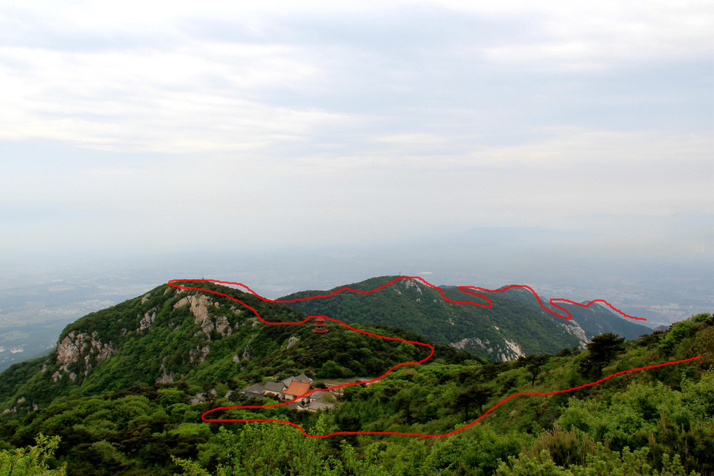 去卢涯瀑布的一定仔细看此图,基本上是一座山接另一座山,让人充分