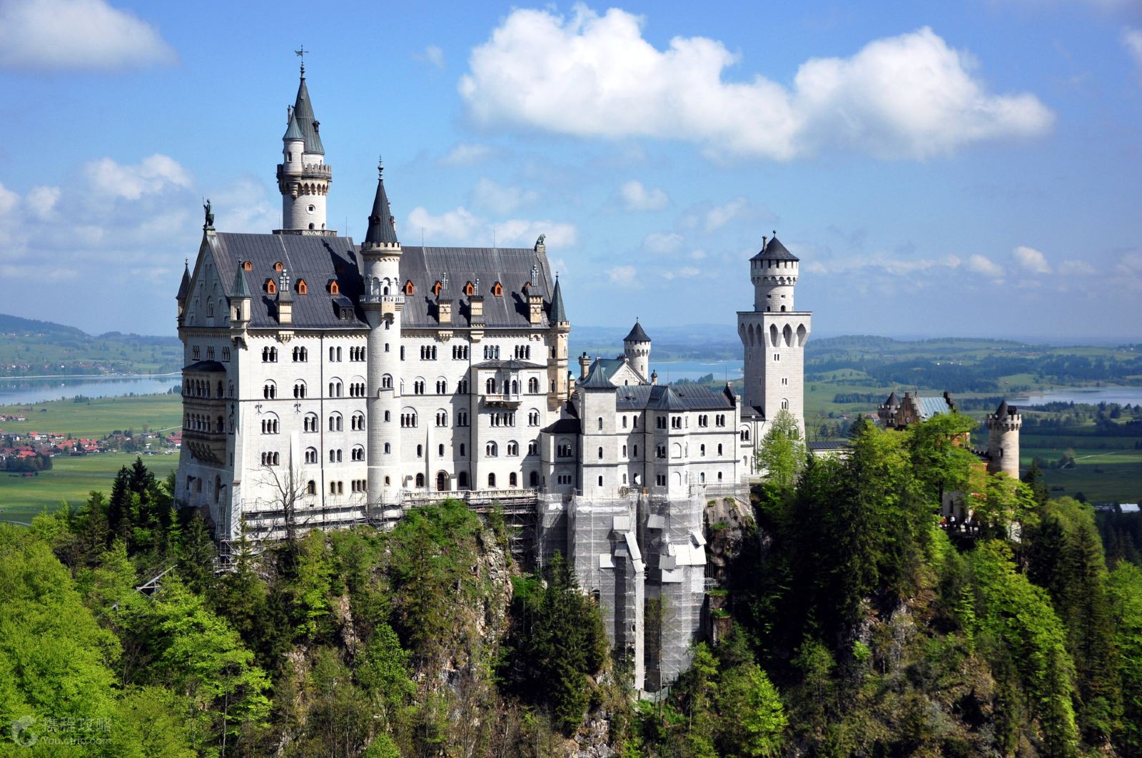 荷兰+比利时+法国+卢森堡+德国8日5晚跟团游