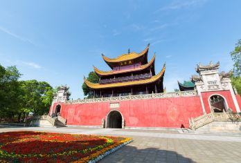 湖南长沙岳阳楼+洞庭湖+君山岛一日游【纯玩包车+上门接送】【[纯玩包车]包车出行，按车报价，行程独立自由，时间随心，睡到自然醒！家庭出游、亲子游、一对一服务。】