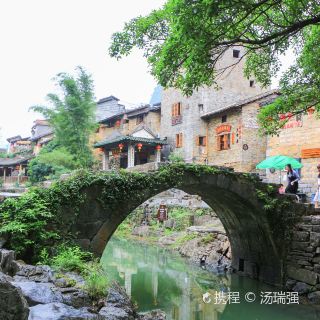 贺州多少人口_贺州学院(3)