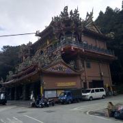 受镇宫景点 受镇宫位于海拔00多米的阿里山森林游乐区内 据称是是全台海拔 携程攻略