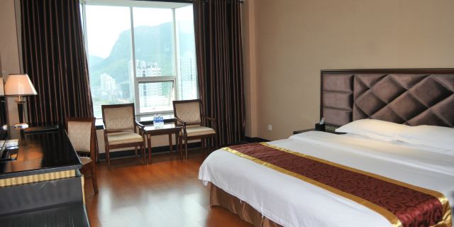 重庆中科·金冠大酒店1-3晚 小南海门票2张【黔江区四钻品质酒店,观