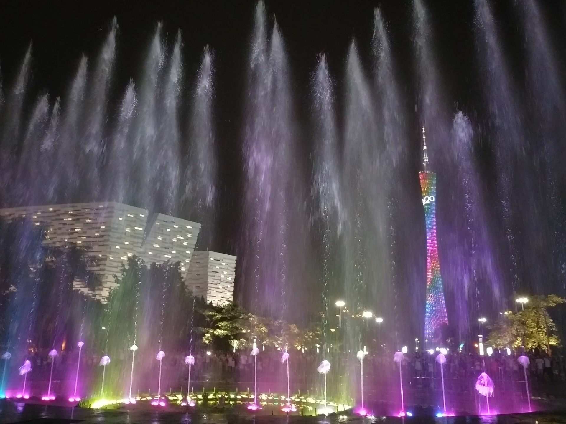 花城广场-音乐喷泉