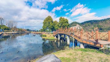 安徽省黄山市屯溪区新安江滨水旅游景区3