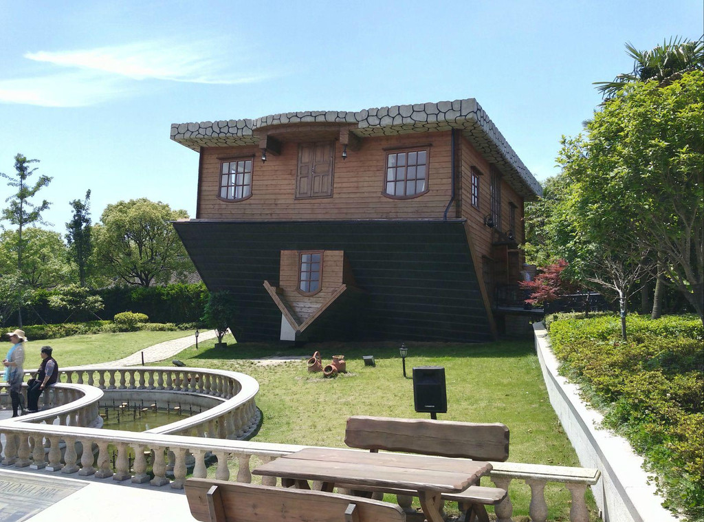 悠游上海-三游枫泾波兰倒置屋农民画(20)