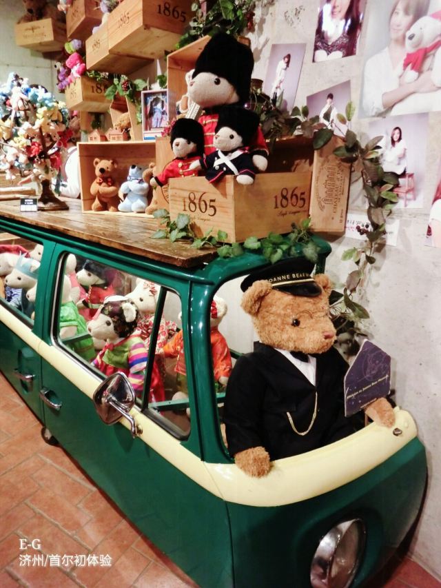 博物馆里的泰迪熊专卖店,个人觉得太贵还不好看 泰迪熊博物馆