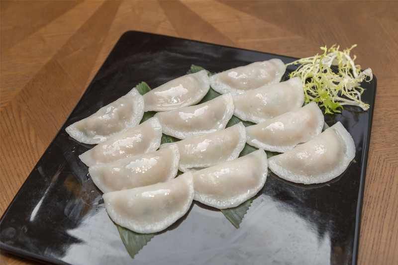 据说这里的早茶师傅都是本地人,对于制作 鹤山 本地特色自然是不在话