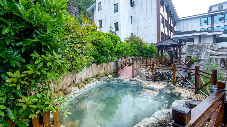 宁乡沩山温泉山庄1-3晚 可加购密印寺,千佛洞门票【灰汤泉体验】