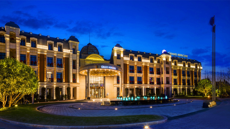 郑州新田美爵酒店1-3晚 毗邻洞林湖度假区,法国雅高品牌,周末踏青好