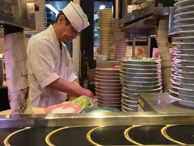 东京大江户回转寿司 新宿西口店 攻略 大江户回转寿司 新宿西口店 特色菜推荐 菜单 人均消费 电话 地址 菜系 点评 营业时间 携程美食