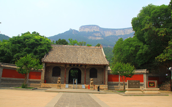 游玩灵岩寺景区攻略,游玩灵岩寺景区攻略图