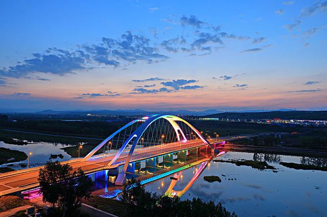 延吉桥,迎宾_大山谷图库