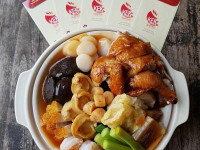 新莊棒球場 捷運新莊站美食 鴨肉大王之家 新莊中平美食廣場排隊美食 好吃又人潮滿滿 但用餐環境待加強 魔鬼甄與天使嘉