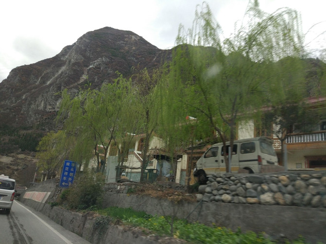 茂县总人口_茂县古羌城(3)