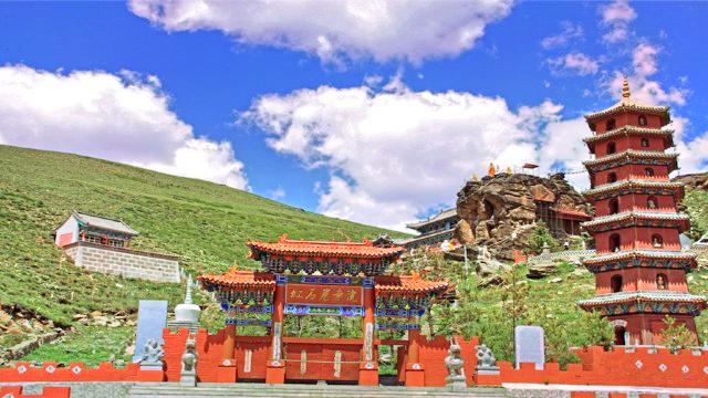 红石崖寺旅游区