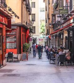 西班牙游记图文-自驾西班牙，拥抱浪漫之都的城与镇